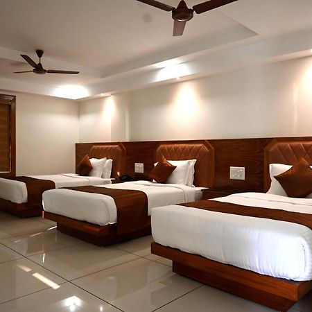 Hotel Harley Residency Kannur Esterno foto