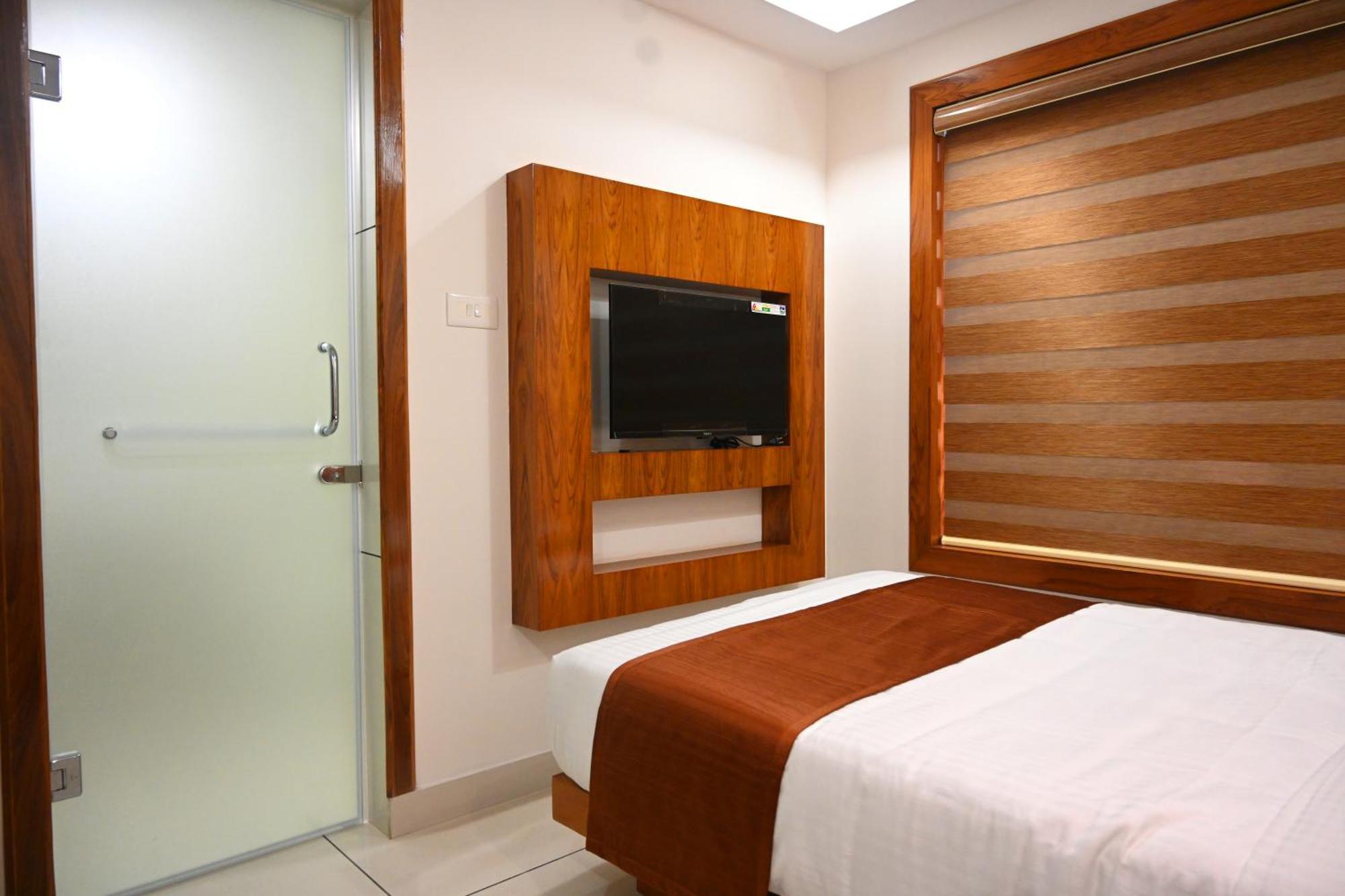 Hotel Harley Residency Kannur Esterno foto