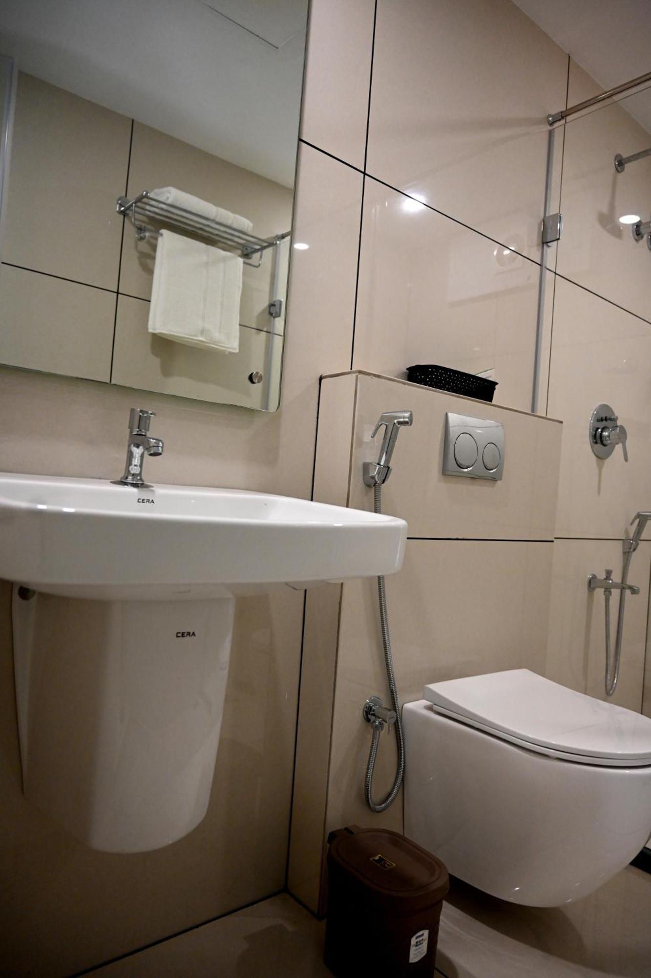 Hotel Harley Residency Kannur Esterno foto
